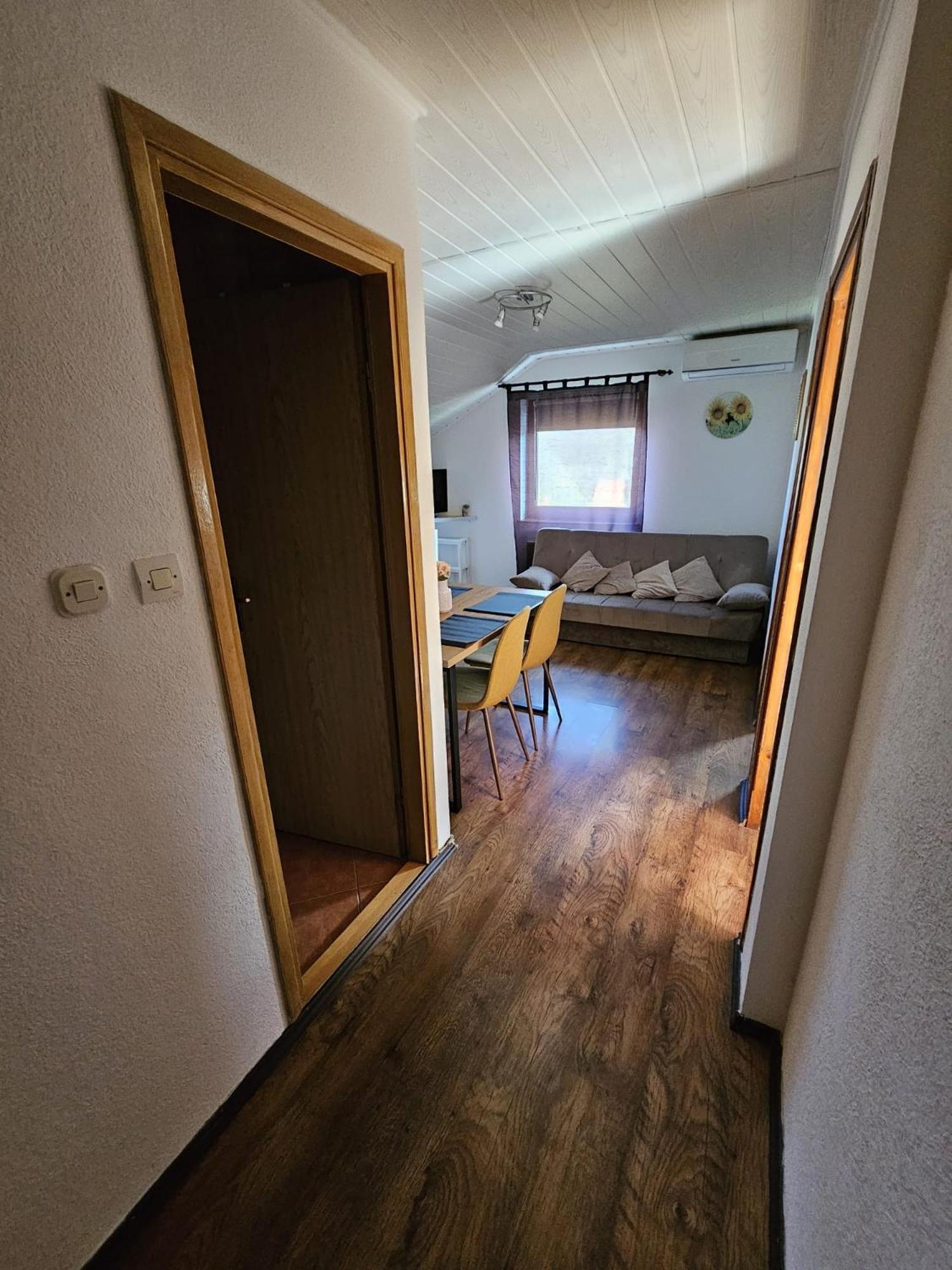 Ferienwohnung House Petra Rakovica Exterior foto