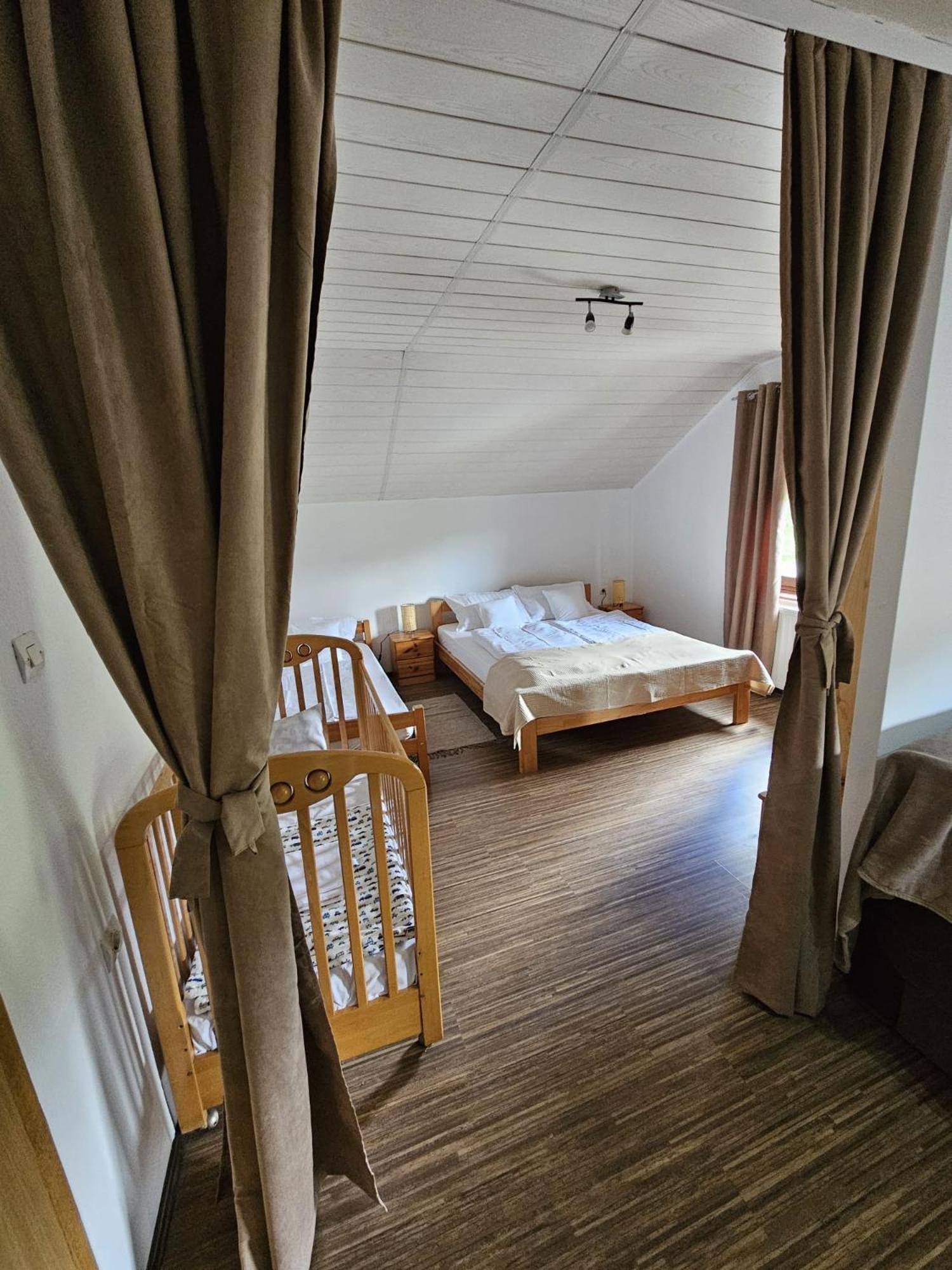 Ferienwohnung House Petra Rakovica Exterior foto